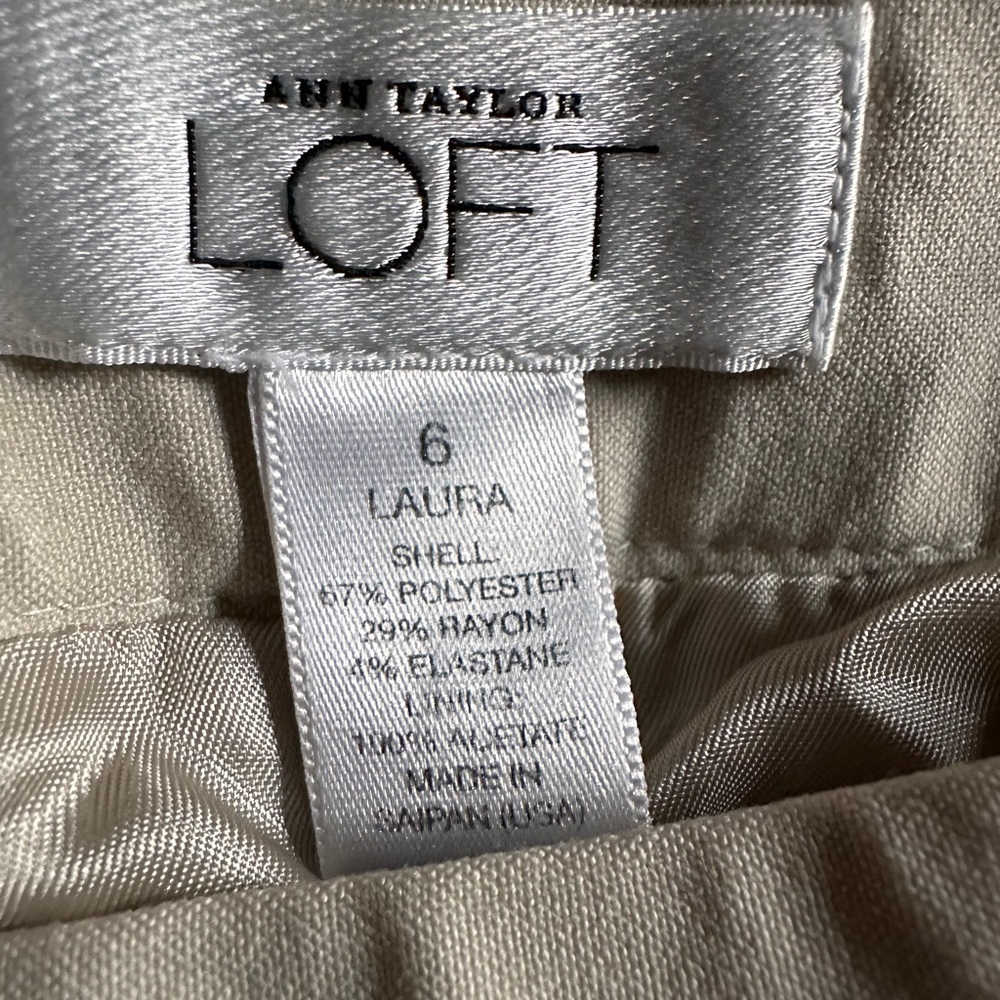 Ann Taylor Loft crème colored slacks